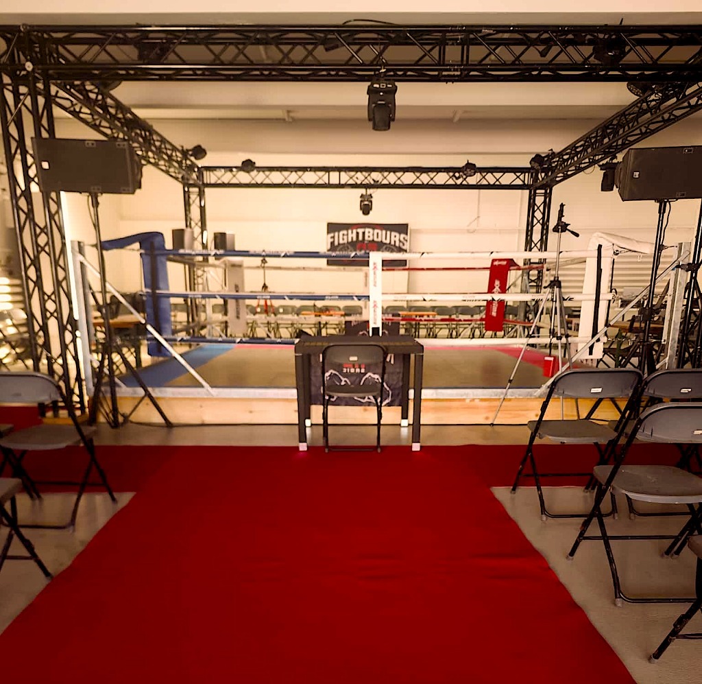 Fightbours Ring